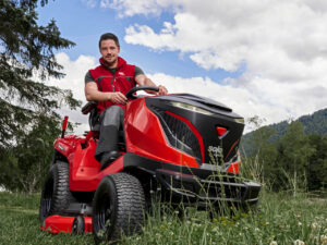 TRAKTOR T24-125.4 HD V2