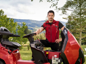 TRAKTOR T24-125.4 HD V2