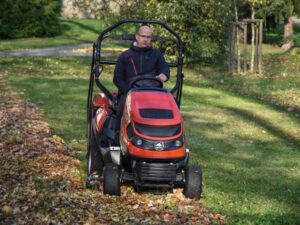 Traktor komunalny SECO MP 122D